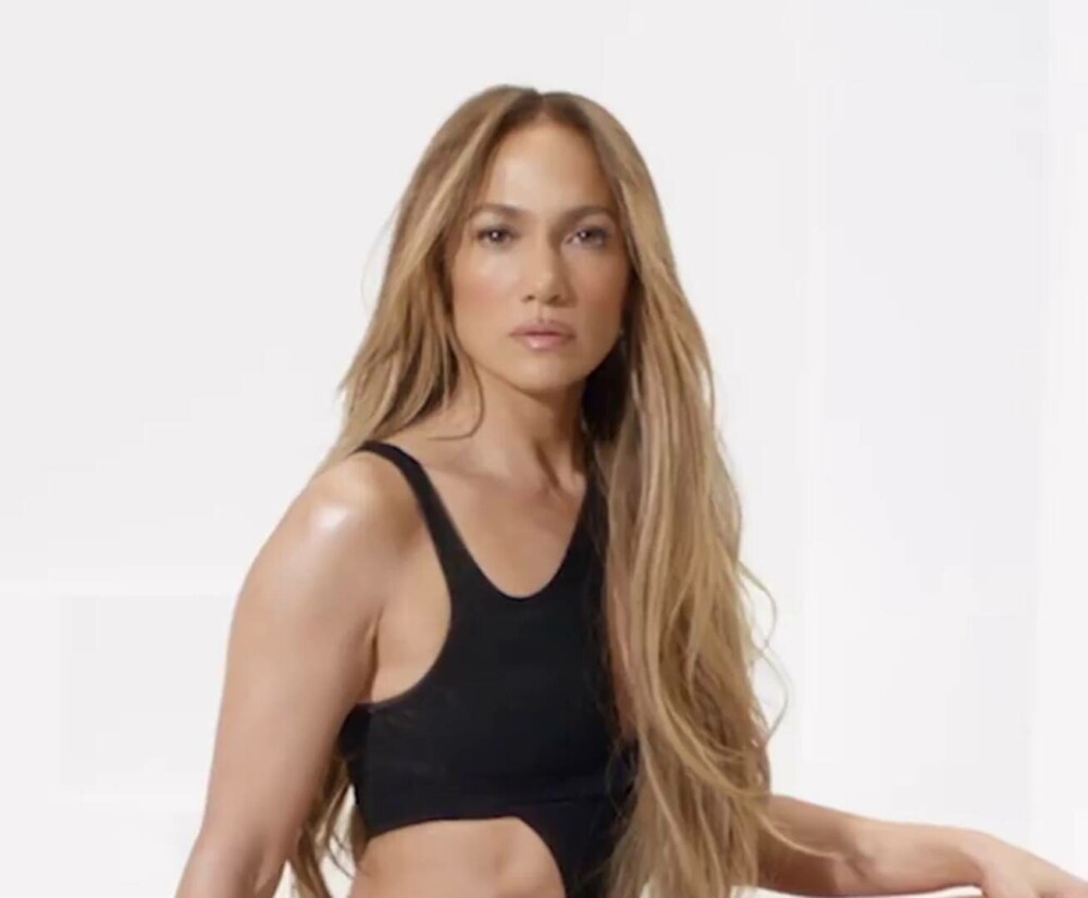 Jennifer Lopez alimentează zvonurile legate de divorț. Ce a postat artista pe rețelele sociale despre Ben Affleck. FOTO - Imaginea 10