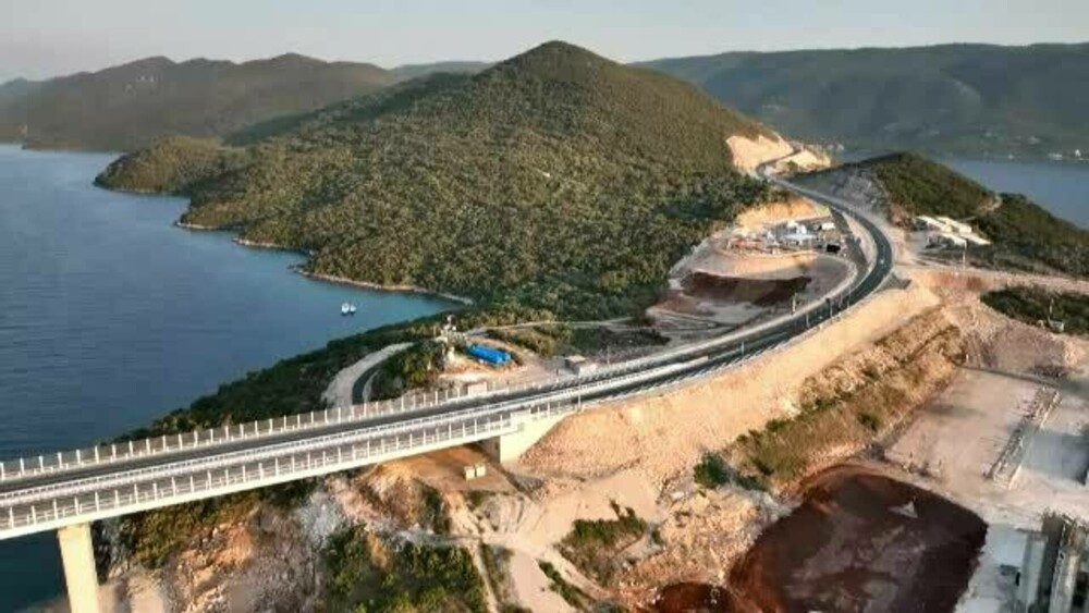 Croația a inaugurat un pod crucial spre Dubrovnik, care ocolește Bosnia. Călătorii vor scuti ore întregi pe drum - Imaginea 1