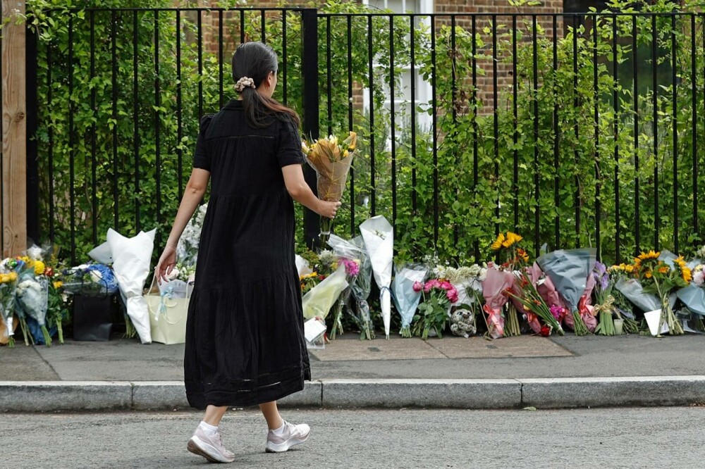 Încă o fetiță a murit, după ce o mașină a intrat în curtea unei școli, în Londra. Copila avea doar opt ani - Imaginea 1