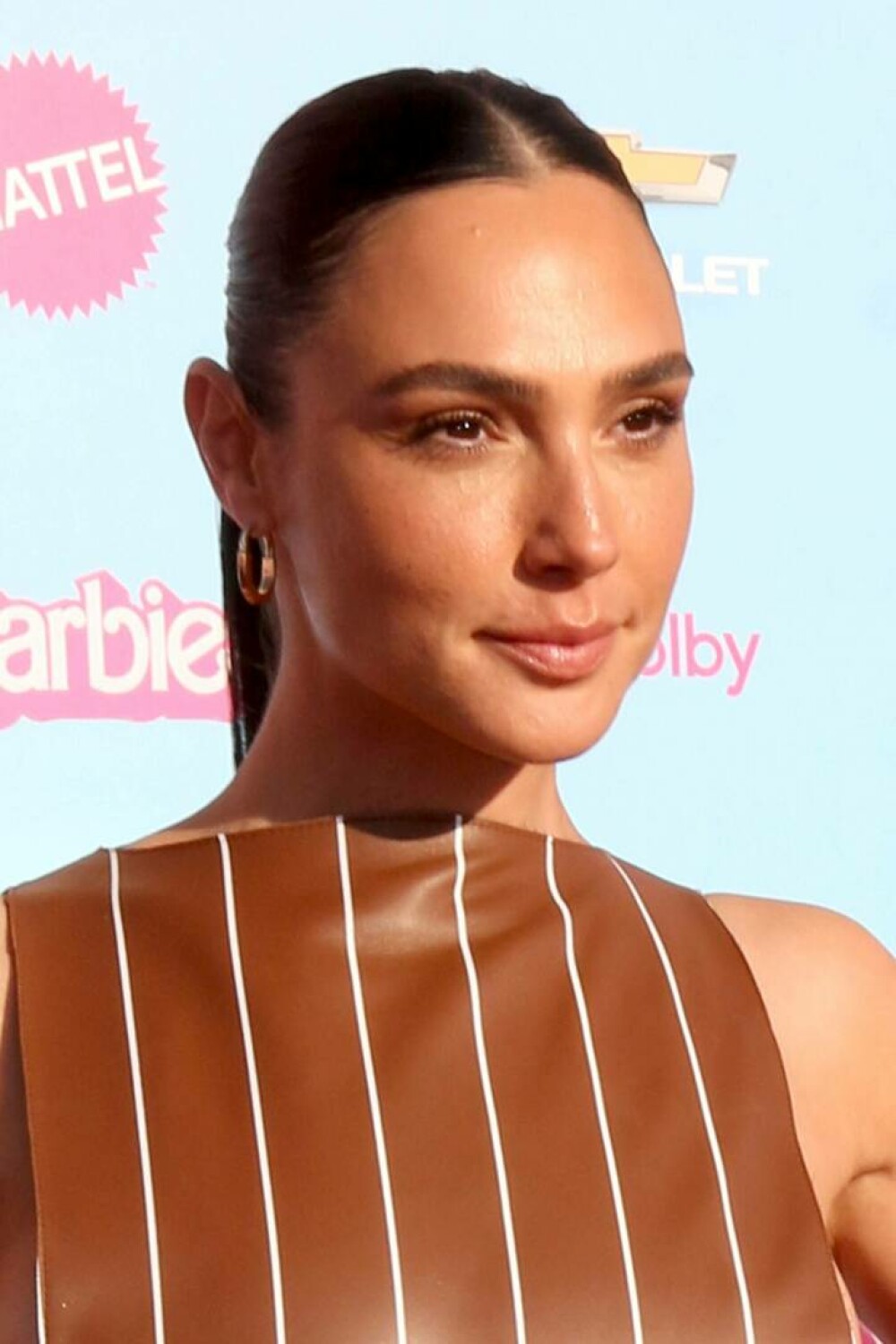 Gal Gadot, declarații despre creșterea fiicelor ei. „E greu să-mi cresc fetele într-o lume obsedată de filtre și TikTok” - Imaginea 8