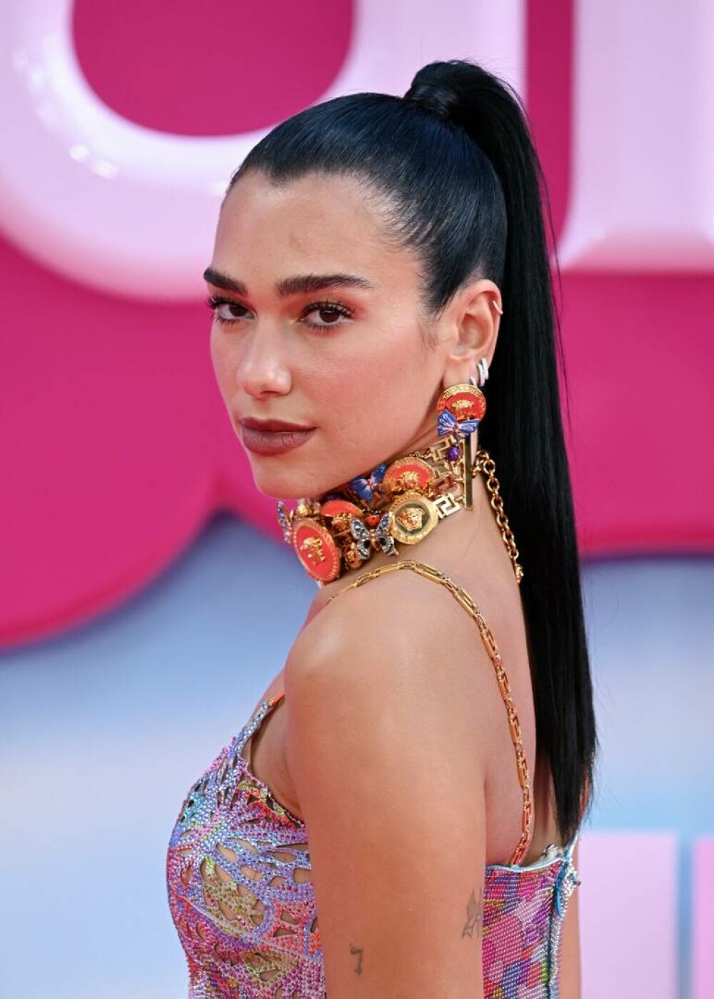 Dua Lipa a apărut „în franjuri” la o cină privată din New York. Și-a afișat silueta de invidiat - Imaginea 99