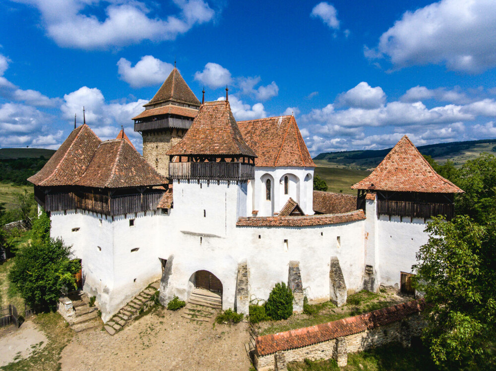 Descoperă România: cele mai frumoase destinaţii turistice din țară. Locuri pe care le poţi vizita în următorul concediu - Imaginea 1