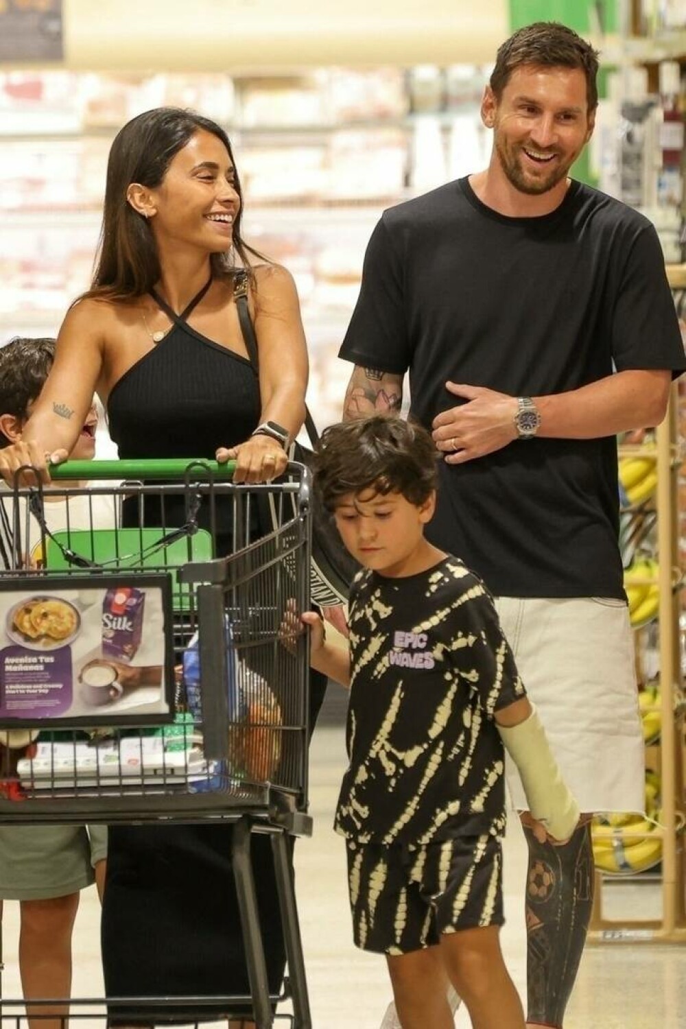 Messi, apariție incredibilă într-un supermarket din Florida. Trecătorii au rămas uimiți. GALERIE FOTO - Imaginea 3