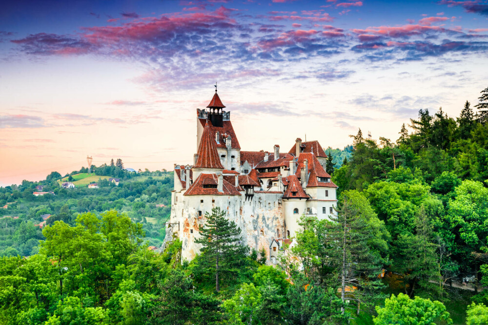 Cele mai frumoase castele din România. Obiective turistice pe care să nu le ratezi în vacanță - Imaginea 2