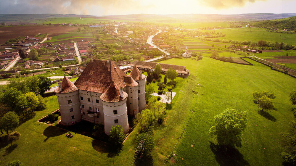 Cele mai frumoase castele din România. Obiective turistice pe care să nu le ratezi în vacanță - Imaginea 5