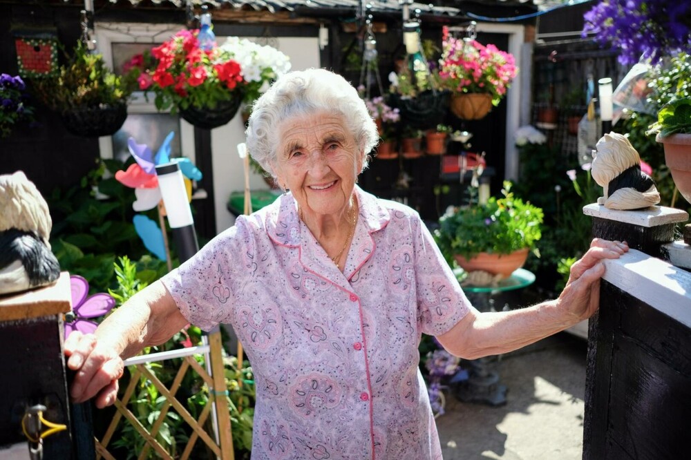 O femeie de 105 ani locuiește în aceeași casă în care s-a născut. Are și un sfat pentru generațiile tinere | GALERIE FOTO - Imaginea 5
