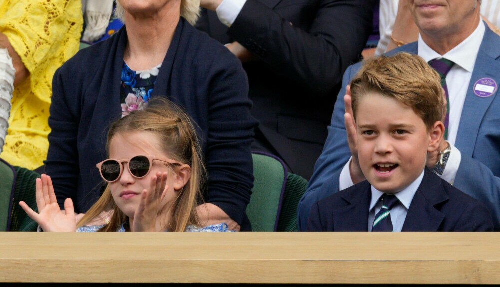 Prințul George și Prințesa Charlotte au atras toate privirile la finala Wimbledon. Ipostaze inedite cu micuții prinți | FOTO - Imaginea 13