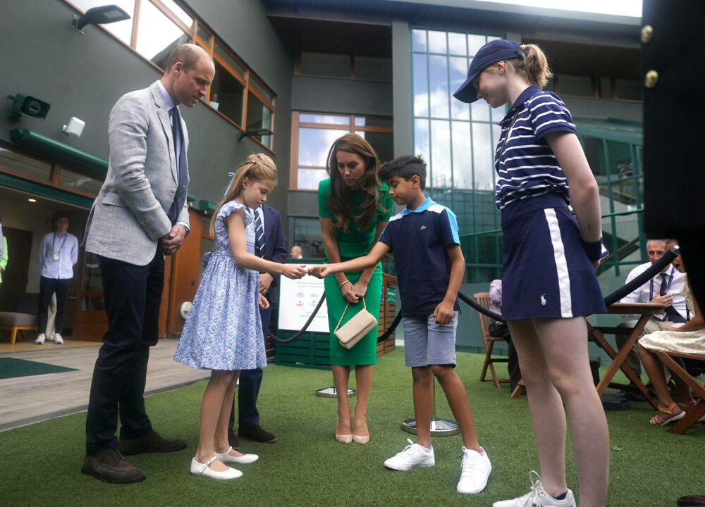 Prințul George și Prințesa Charlotte au atras toate privirile la finala Wimbledon. Ipostaze inedite cu micuții prinți | FOTO - Imaginea 15