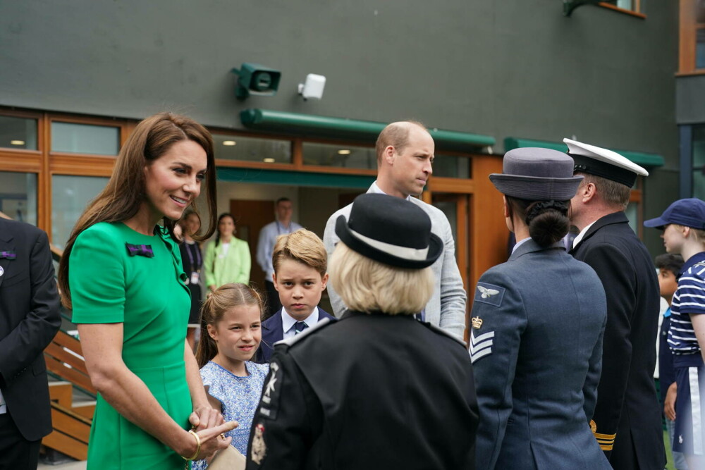 Prințul George și Prințesa Charlotte au atras toate privirile la finala Wimbledon. Ipostaze inedite cu micuții prinți | FOTO - Imaginea 19