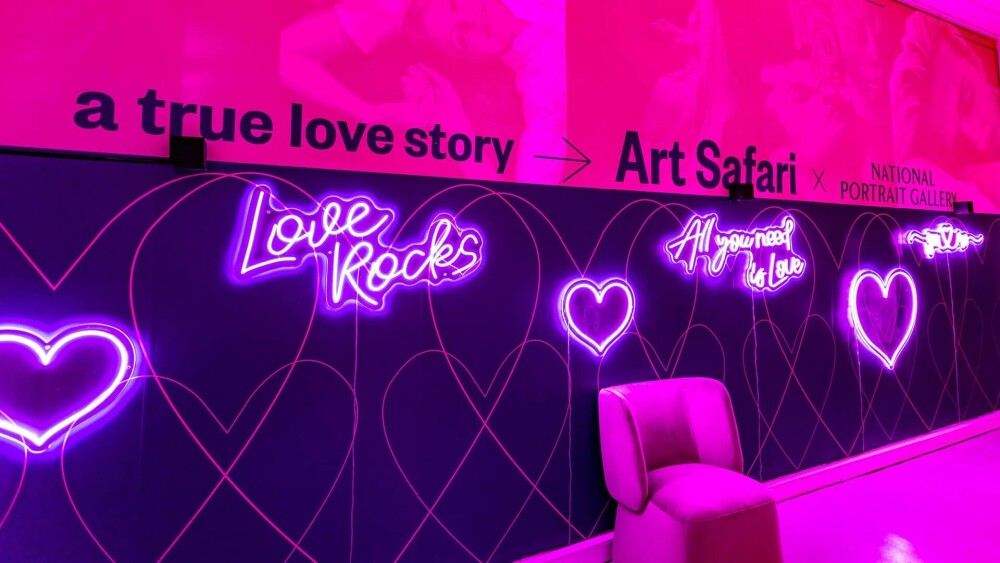 Muzeul instagramabil de la Art Safari Love Edition din București cucerește un public tot mai numeros - Imaginea 1