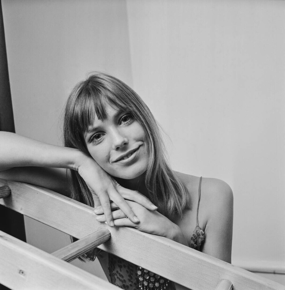 Când vor avea loc funeraliile cântăreţei şi actriţei Jane Birkin. A fost găsită moartă, duminică, în locuinţa sa din Paris - Imaginea 7