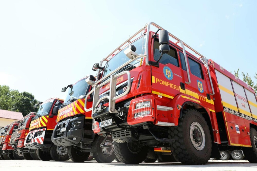 Încă 50 de pompieri români vor pleca în Grecia pentru a ajuta la stingerea incendiilor. FOTO - Imaginea 1