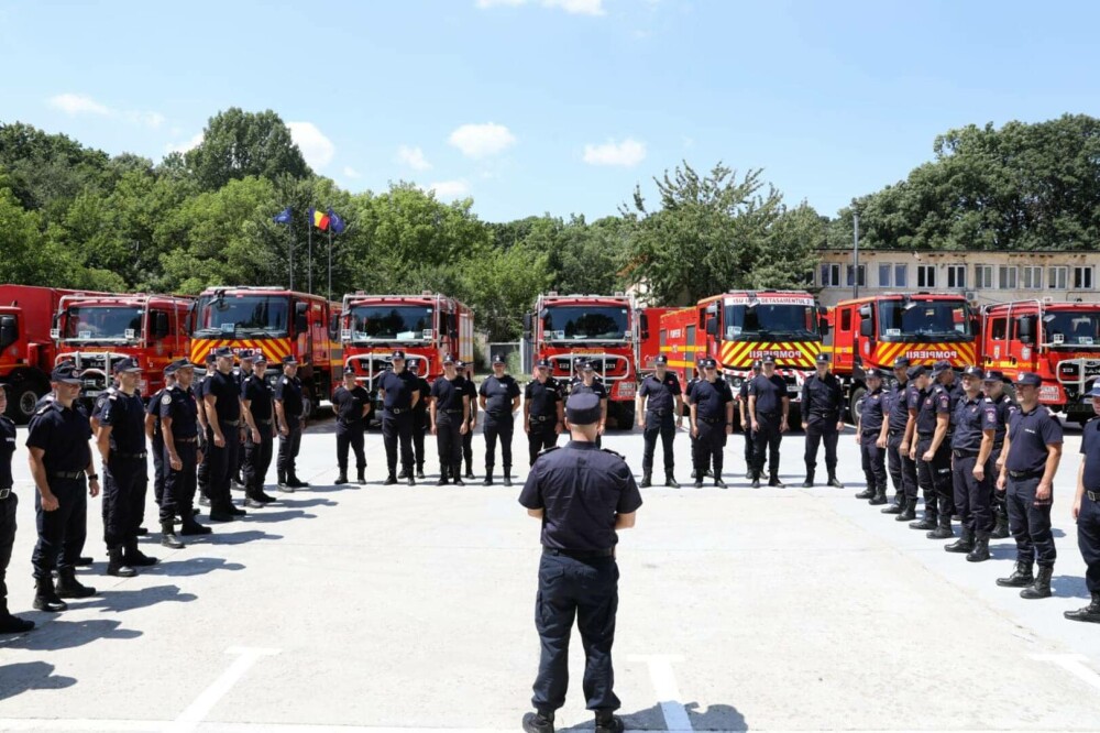 Încă 50 de pompieri români vor pleca în Grecia pentru a ajuta la stingerea incendiilor. FOTO - Imaginea 5
