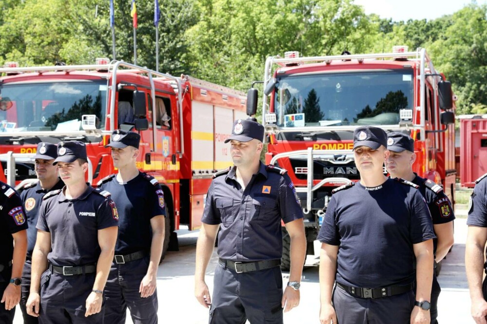 Încă 50 de pompieri români vor pleca în Grecia pentru a ajuta la stingerea incendiilor. FOTO - Imaginea 8