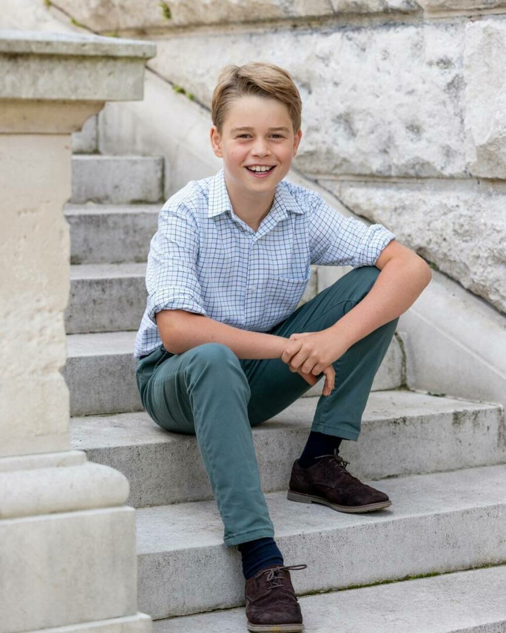 Prințul George împlinește 10 ani. Familia regală britanică a făcut publică o nouă fotografie cu moștenitorul coroanei | FOTO - Imaginea 31