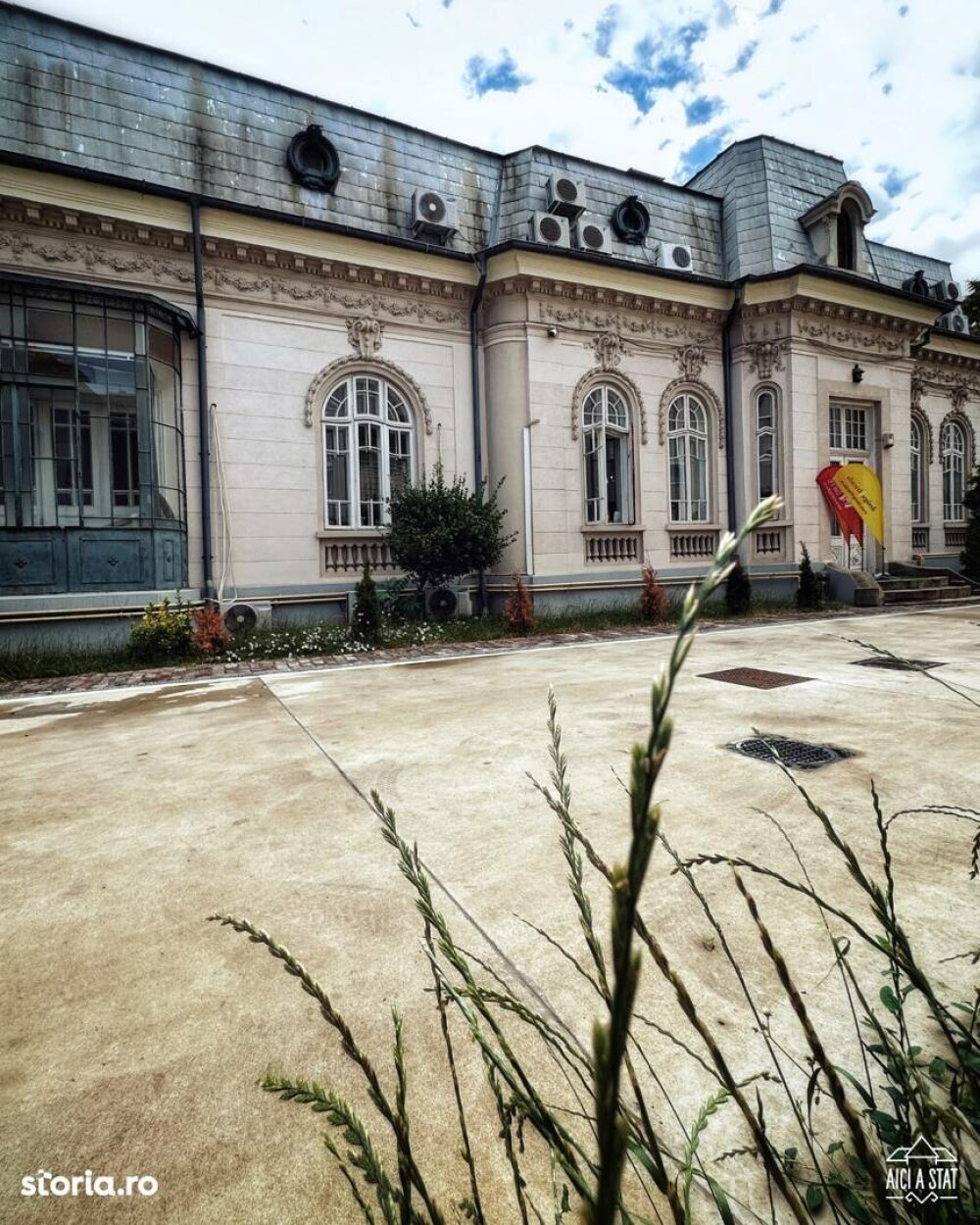 Cum arată o vilă monument istoric din centrul Capitalei care se vinde cu 900.000 de euro - GALERIE FOTO - Imaginea 7