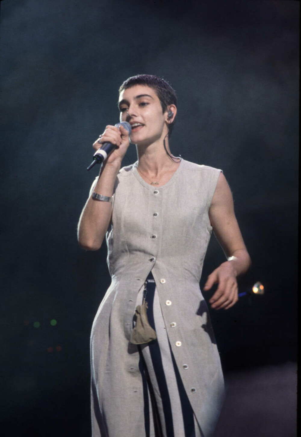 O lume întreagă deplânge moartea cântăreței Sinead O'Connor. „Odihneşte-te în pace, Regină!” | GALERIE FOTO - Imaginea 72