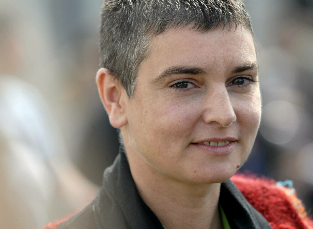 Imagini de colecție cu Sinead O'Connor. Detalii mai puțin știute despre viața artistei. 6 scandaluri care i-au marcat cariera - Imaginea 77