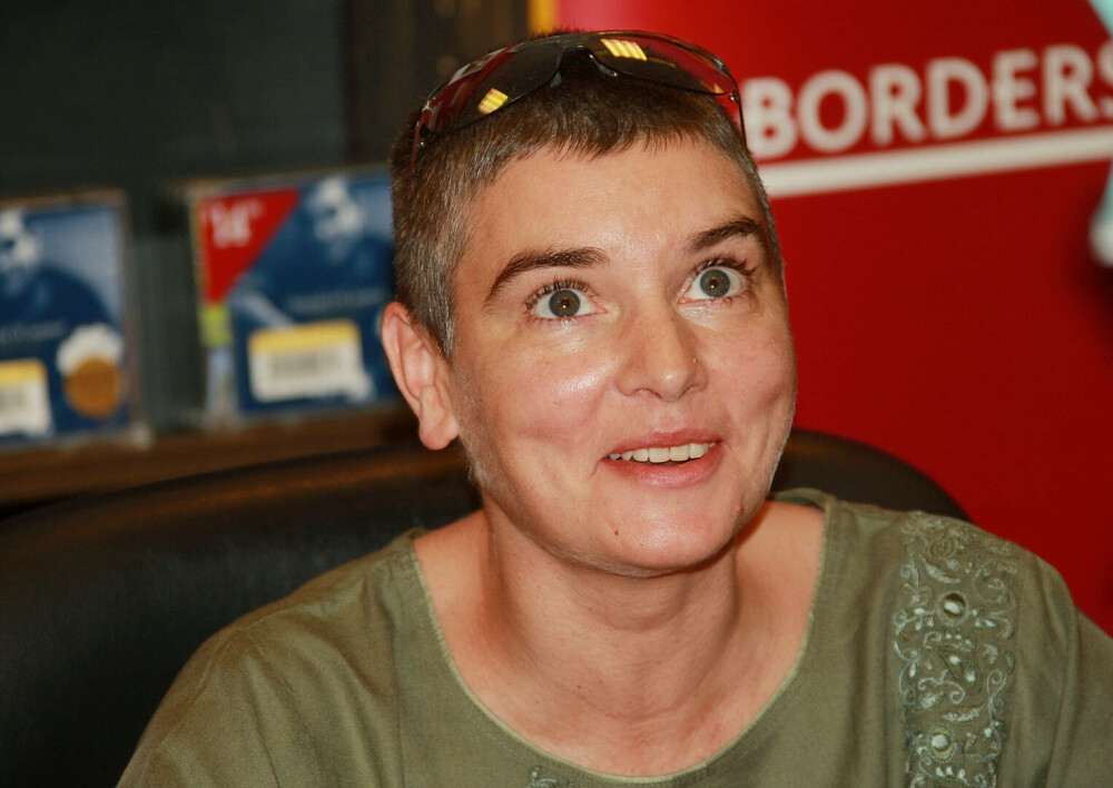 Imagini de colecție cu Sinead O'Connor. Detalii mai puțin știute despre viața artistei. 6 scandaluri care i-au marcat cariera - Imaginea 80