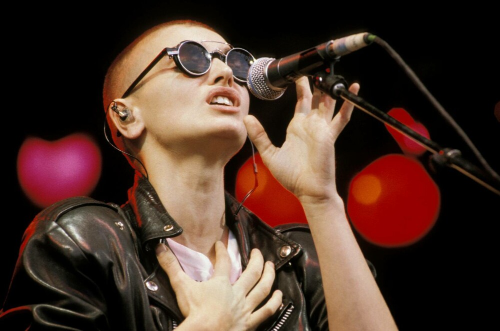 O lume întreagă deplânge moartea cântăreței Sinead O'Connor. „Odihneşte-te în pace, Regină!” | GALERIE FOTO - Imaginea 13