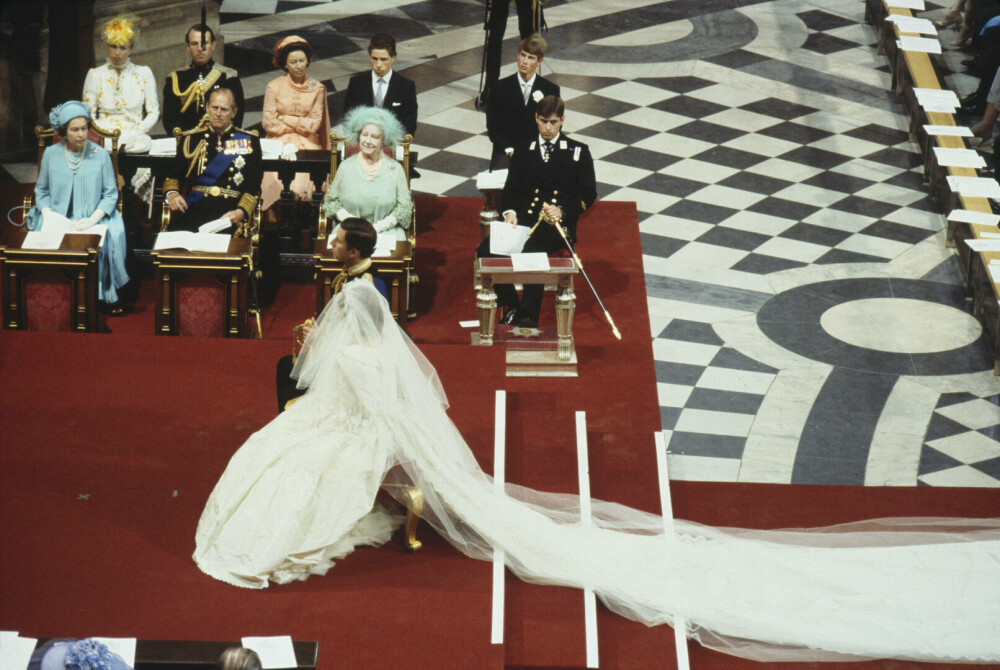 42 de ani de la căsătoria dintre Diana și Charles. Detalii mai puțin știute despre controversata nuntă regală din 1981 | FOTO - Imaginea 11
