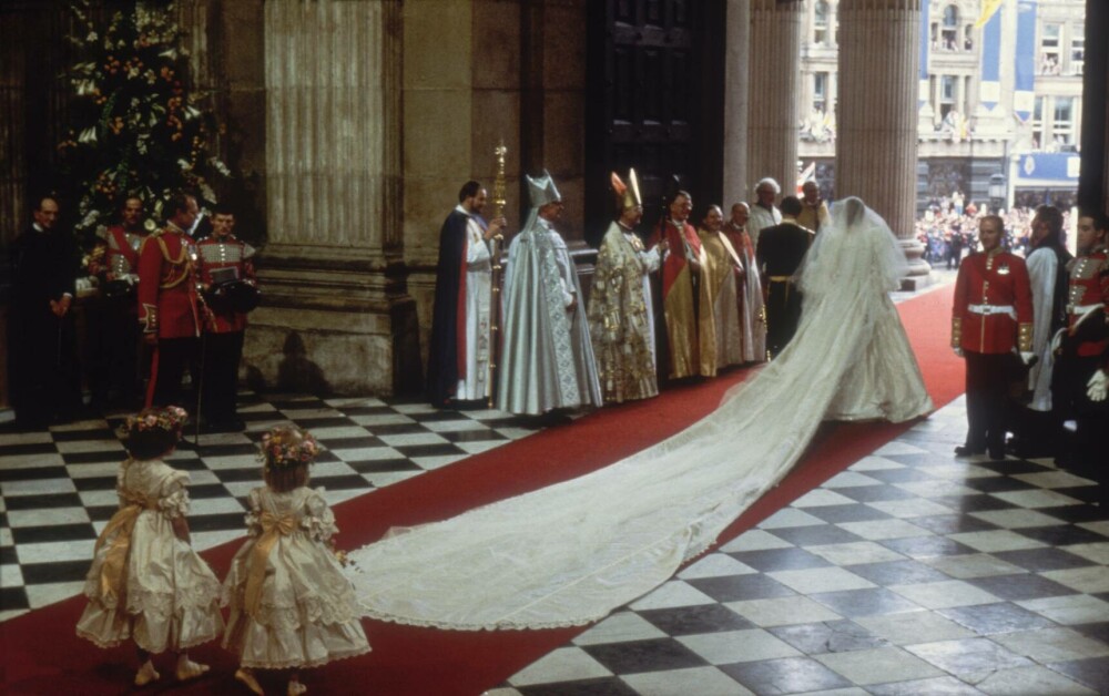 42 de ani de la căsătoria dintre Diana și Charles. Detalii mai puțin știute despre controversata nuntă regală din 1981 | FOTO - Imaginea 28