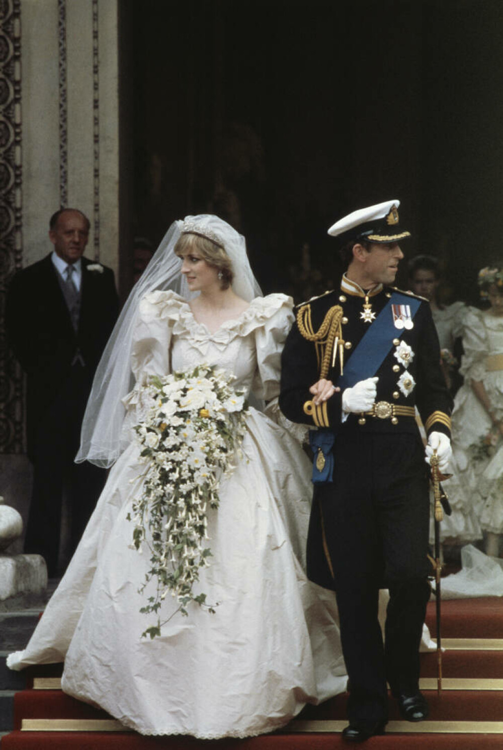 42 de ani de la căsătoria dintre Diana și Charles. Detalii mai puțin știute despre controversata nuntă regală din 1981 | FOTO - Imaginea 37