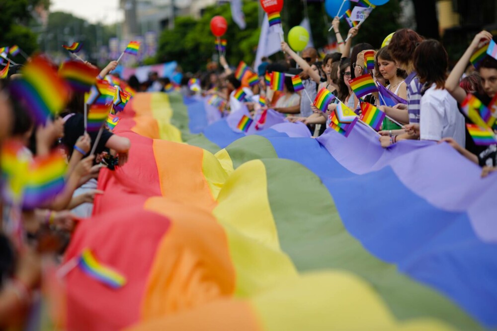 Marşul Bucharest Pride 2023 şi „Marşul pentru normalitate”, în Bucureşti | GALERIE FOTO - Imaginea 3