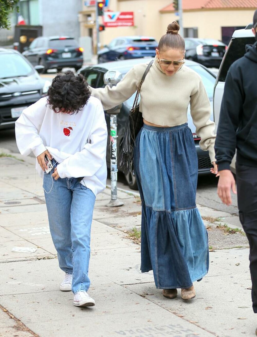 Fotografii rare cu fiica lui Jennifer Lopez. Cum a fost surprinsă de paparazzi. GALERIE FOTO - Imaginea 4