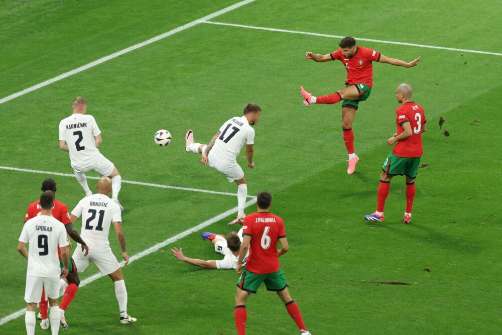 Portugalia – Slovenia 3-0. Lusitanii s-au calificat dramatic și merg în sferturile EURO 2024 - Imaginea 25