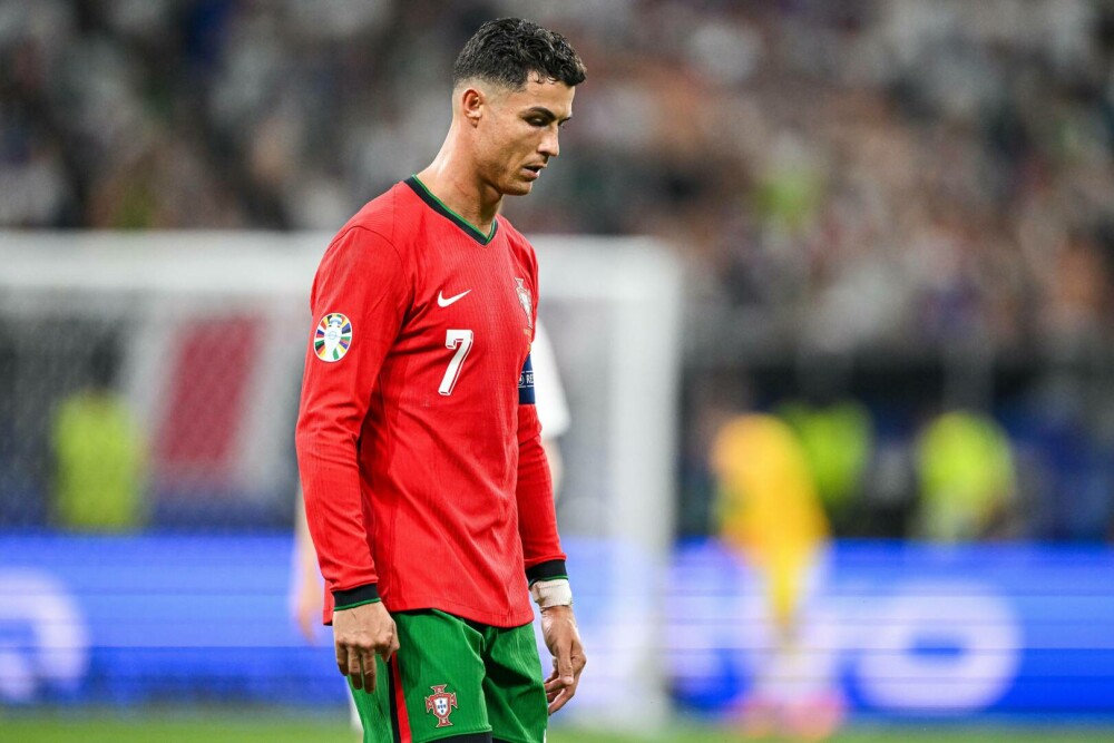 Cristiano Ronaldo a ratat un penalti la meciul Portugaliei cu Slovenia şi a izbucnit în plâns. FOTO&VIDEO - Imaginea 5