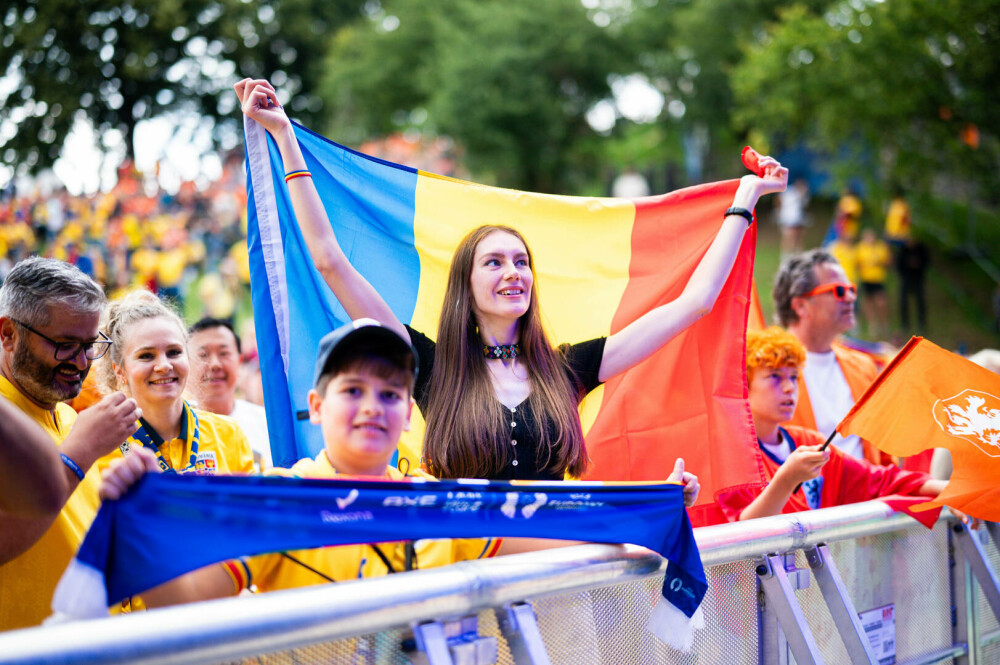 Țările de Jos - România, 3-0. În minutul 91 al partidei, peste 25.000 de suporteri au scandat, la unison, „România, România!” - Imaginea 7