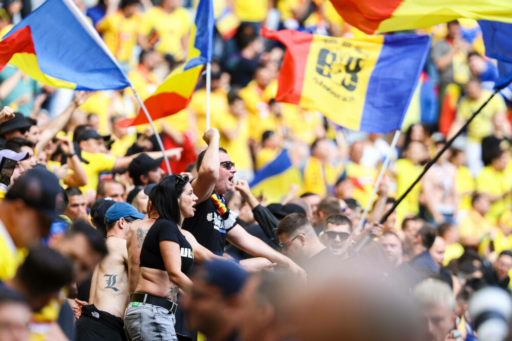 Țările de Jos - România, 3-0. În minutul 91 al partidei, peste 25.000 de suporteri au scandat, la unison, „România, România!” - Imaginea 27