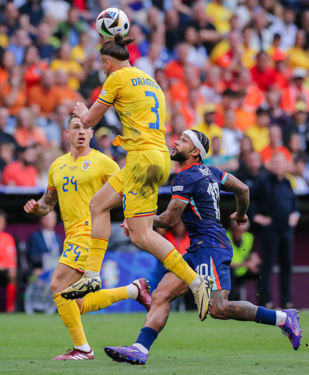 Cum l-au numit englezii pe Radu Drăgușin, după prestația din meciul cu Olanda de la EURO 2024 | GALERIE FOTO - Imaginea 8