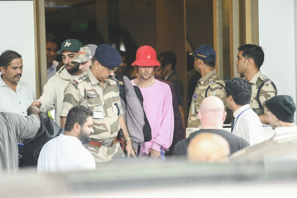 Justin Bieber a cântat la cea mai recentă petrecere de dinaintea nunții a familiei Ambani din India. FOTO - Imaginea 7