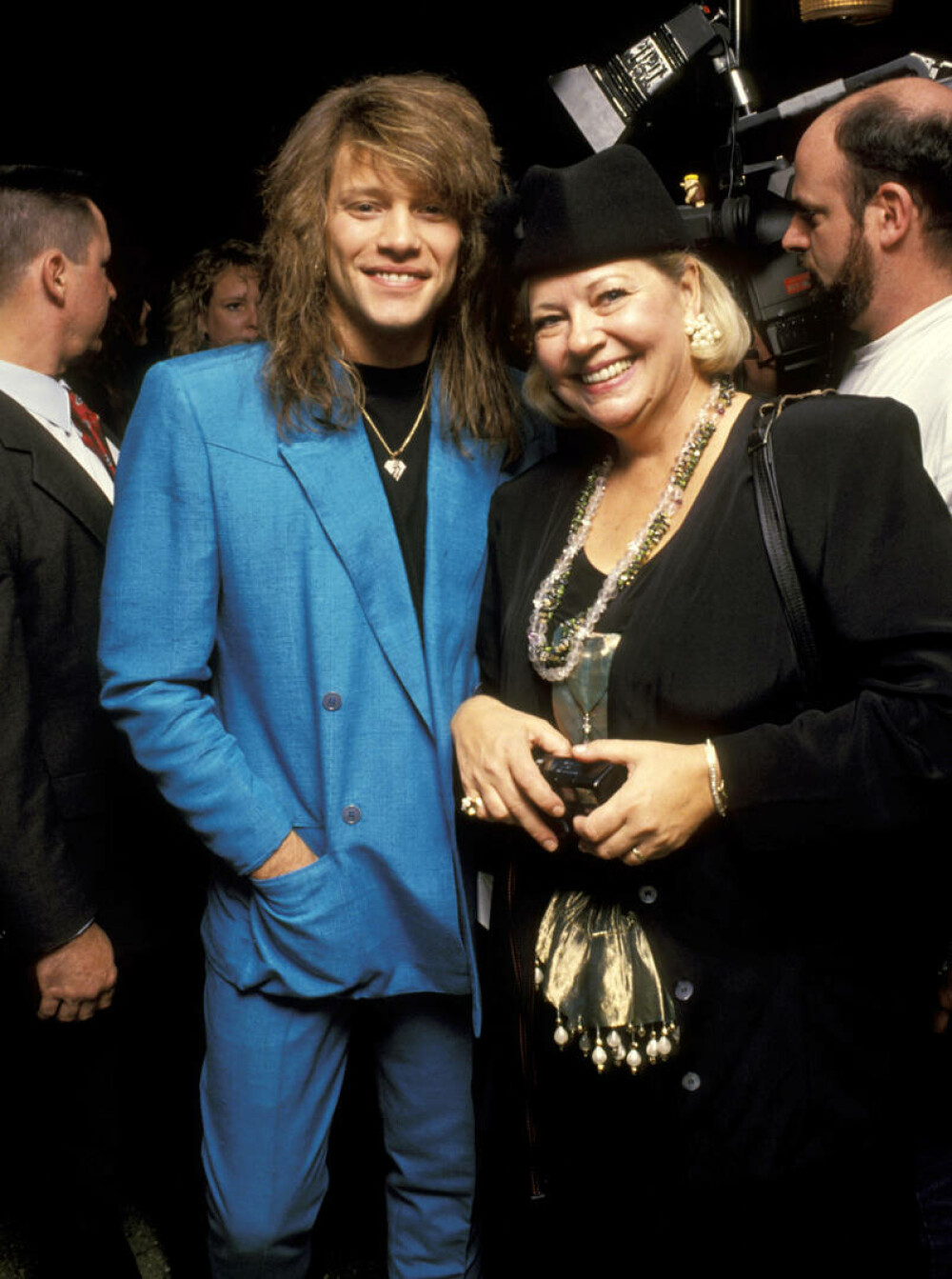 A murit Carol Bongiovi, mama lui Jon Bon Jovi. Femeia s-a stins din viața la 83 de ani. „Mama noastră a fost o forţă”. FOTO - Imaginea 11