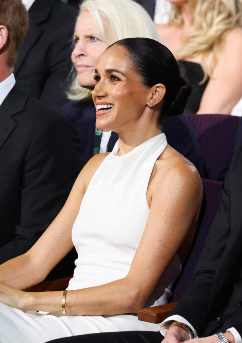 GALERIE FOTO. Meghan Markle a uimit audiența la gala premiilor ESPY 2024. Ce rochie a purtat ducesa de Sussex - Imaginea 12