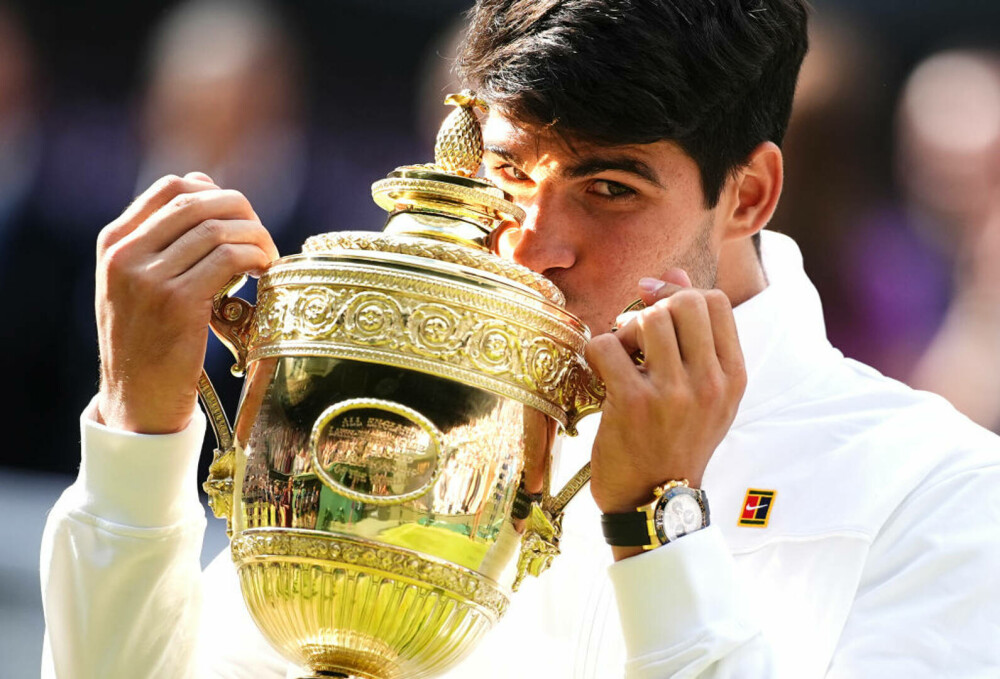 Carlos Alcaraz, campion la Wimbledon. Spaniolul a cucerit turneul al doilea an consecutiv - Imaginea 1