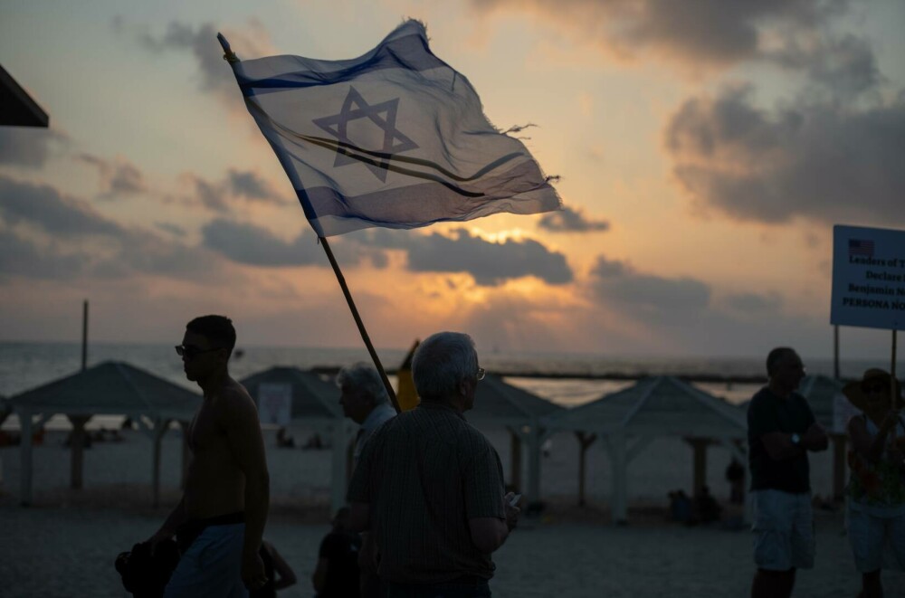 Proteste la Tel Aviv. Familiile ostaticilor şi-au strigat furia în timp ce Netanyahu îşi ţinea discursul în Congresul SUA - Imaginea 5