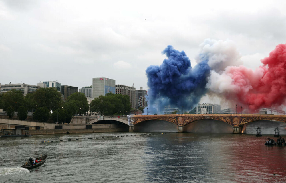 Atmosferă de poveste la ceremonia de deschidere a Jocurilor Olimpice de la Paris. Show total pe Sena | GALERIE FOTO - Imaginea 9