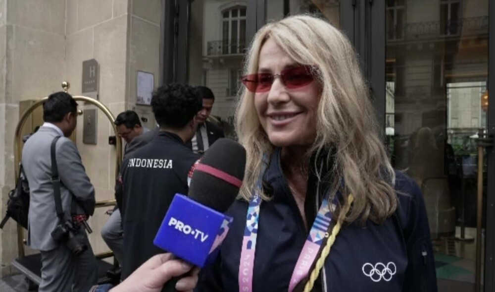 Nadia Comăneci împlineşte 64 de ani. Povestea „Zeiţei de la Montreal”. GALERIE FOTO - Imaginea 16