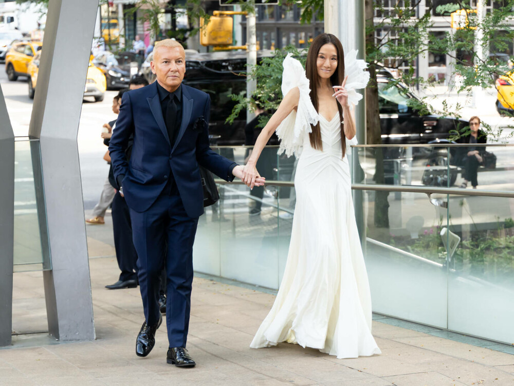 Vera Wang, apariție spectaculoasă la petrecerea aniversară de 76 de ani. Ce ținută a purtat. FOTO - Imaginea 49