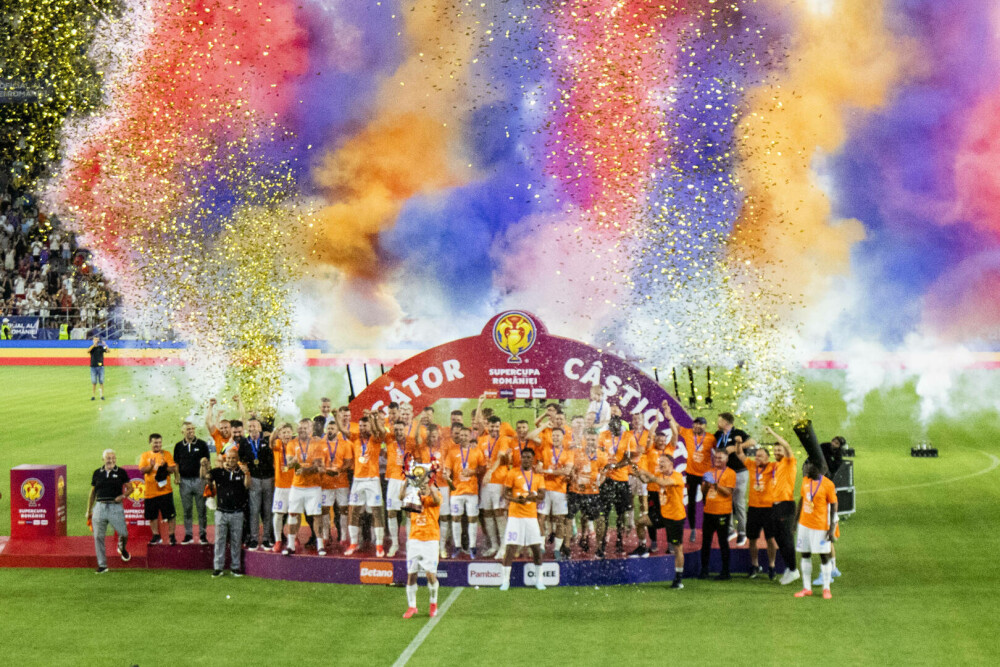 FCSB a câştigat Supercupa României, după 2-1 cu CFR Cluj - Imaginea 8
