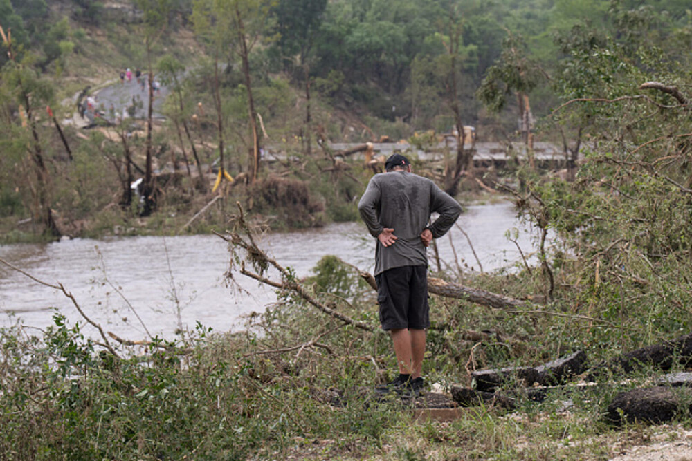 Bilanțul morților a ajuns la peste 50 după inundațiile devastatoare din Texas. „N-am văzut niciodată ceva atât de rău”. FOTO - Imaginea 7