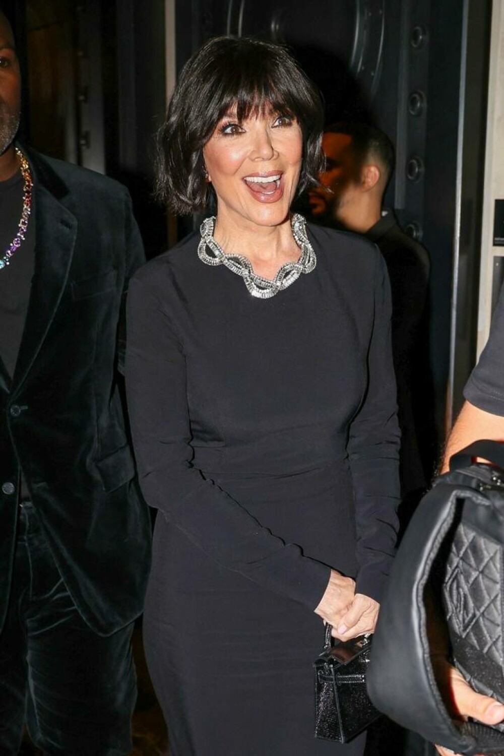 Kris Jenner, schimbare spectaculoasă de look la 69 de ani. Cum a fost surprinsă alături de iubitul cu 25 de ani mai tânăr - Imaginea 1