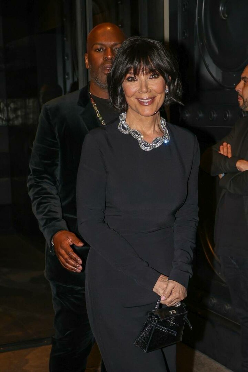Kris Jenner, schimbare spectaculoasă de look la 69 de ani. Cum a fost surprinsă alături de iubitul cu 25 de ani mai tânăr - Imaginea 2