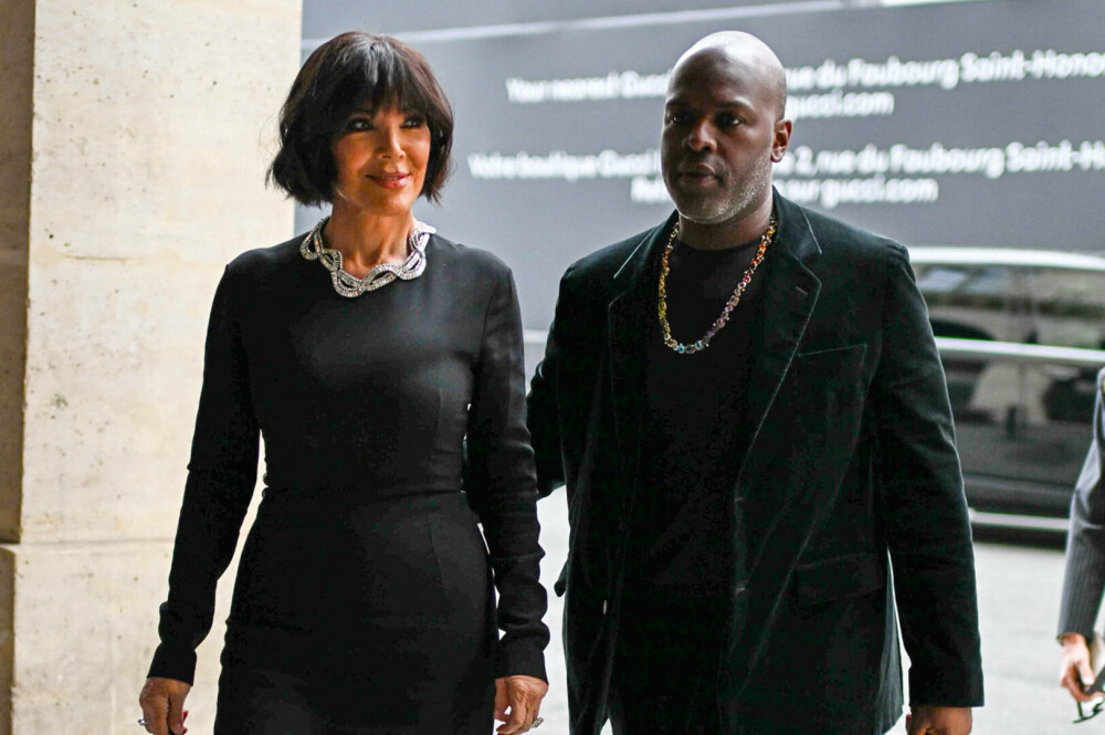 Kris Jenner, schimbare spectaculoasă de look la 69 de ani. Cum a fost surprinsă alături de iubitul cu 25 de ani mai tânăr - Imaginea 7