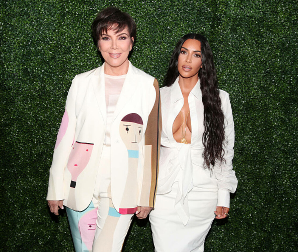 Kris Jenner, schimbare spectaculoasă de look la 69 de ani. Cum a fost surprinsă alături de iubitul cu 25 de ani mai tânăr - Imaginea 25