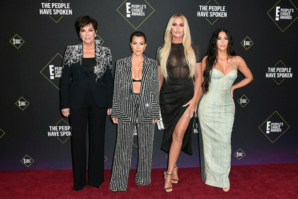 Kris Jenner, schimbare spectaculoasă de look la 69 de ani. Cum a fost surprinsă alături de iubitul cu 25 de ani mai tânăr - Imaginea 27