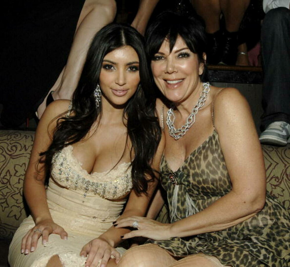 Kris Jenner, schimbare spectaculoasă de look la 69 de ani. Cum a fost surprinsă alături de iubitul cu 25 de ani mai tânăr - Imaginea 41
